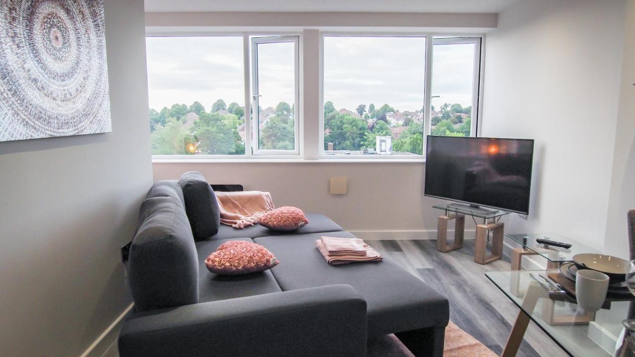 Luxury Apartment SOLIHULL, JLR, NEC & BHX Sheldon  Extérieur photo